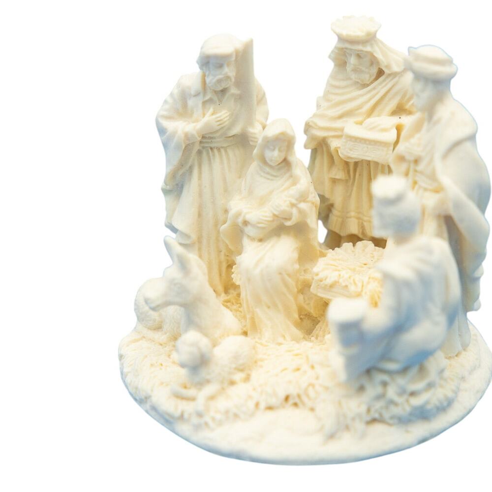 Nativity Porcelain Christmas Vintage Figurine